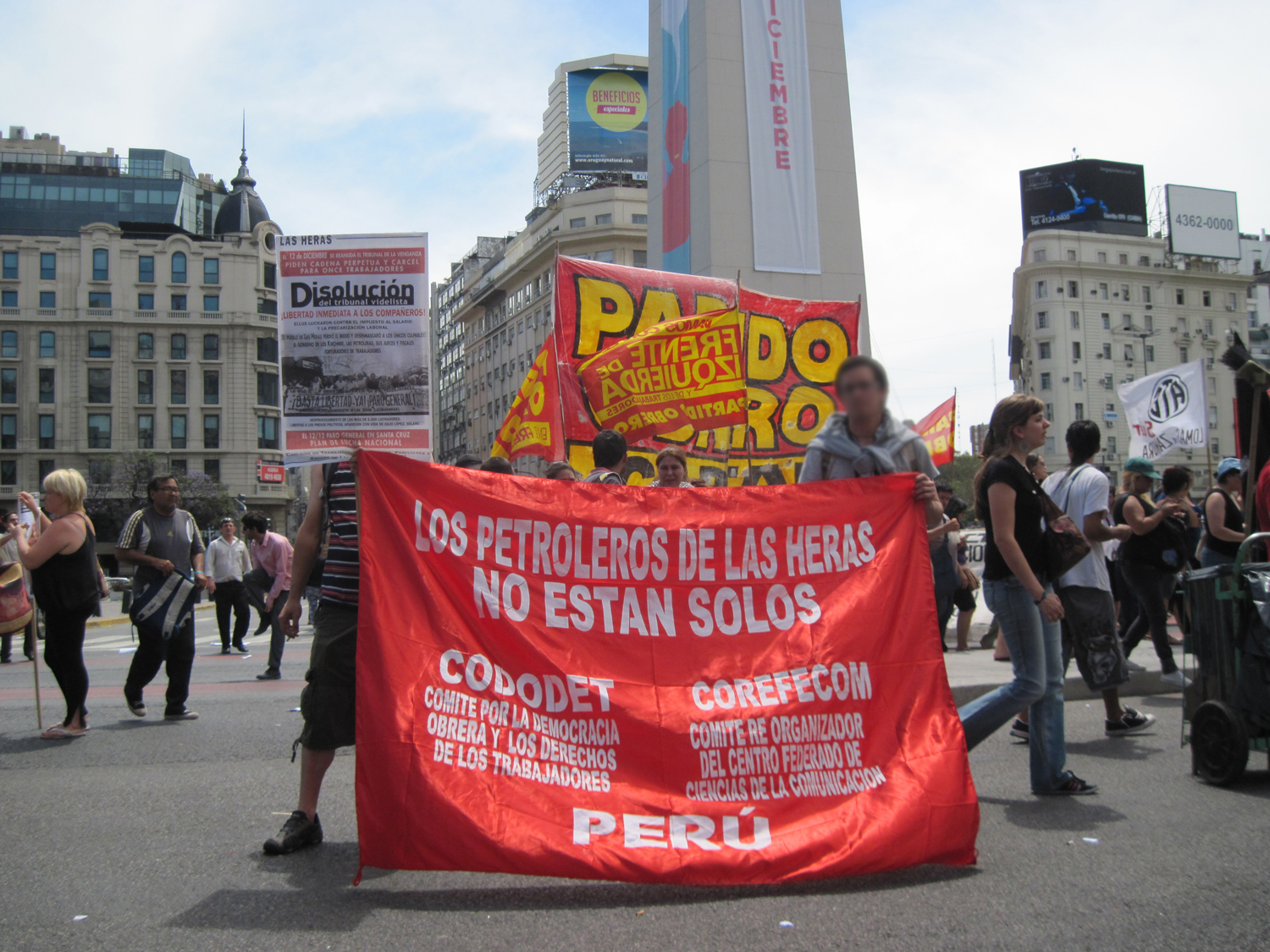 ¡LAS HERAS JAMÁS SE RINDE: LA LUCHA CONTINÚA!