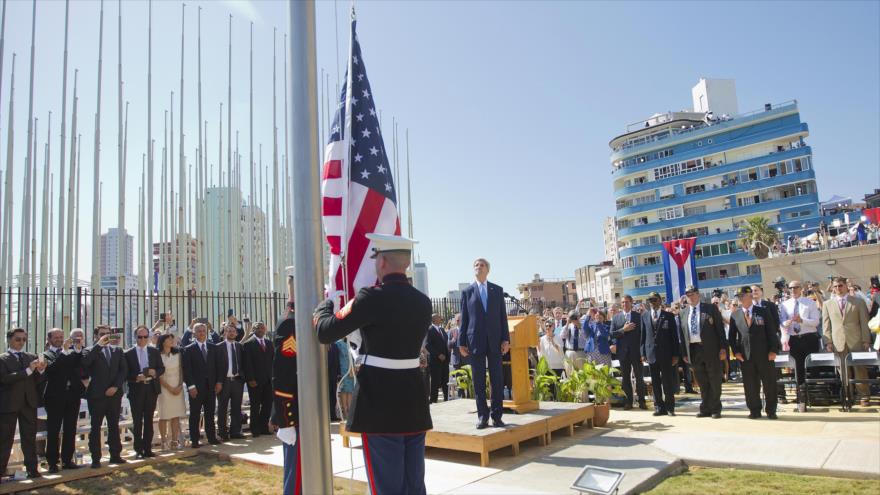 ¡FUERA EL IMPERIALISMO YANQUI DE CUBA!