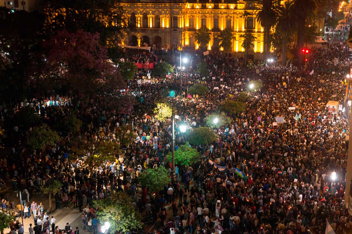 La revolución argentina busca abrirse paso nuevamente… ¡VIVA EL TUCUMANAZO! ¡QUE SE VAYAN TODOS! ¡POR UN GOBIERNO DE LOS EXPLOTADOS!