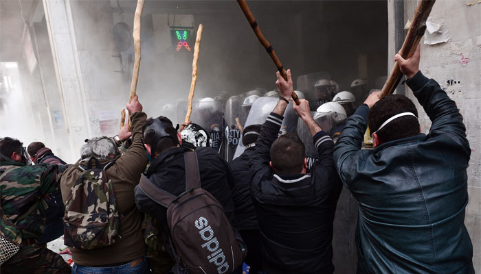 GRECIA: LA REVOLUCIÓN SOCIALISTA DEBE TRIUNFAR