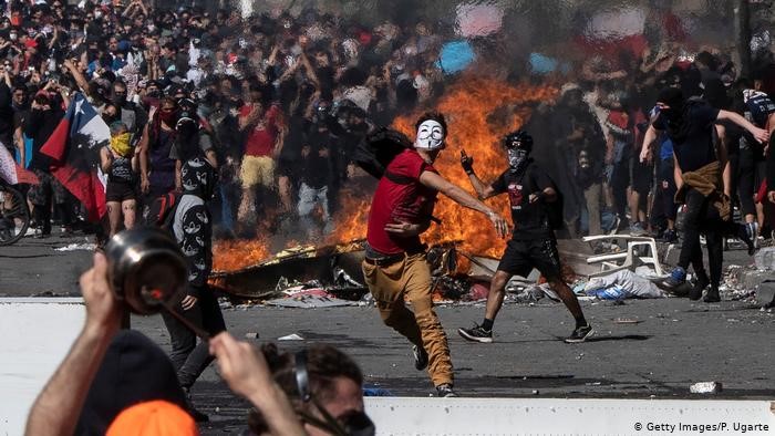 ¡Viva la lucha del pueblo pobre de Chile!