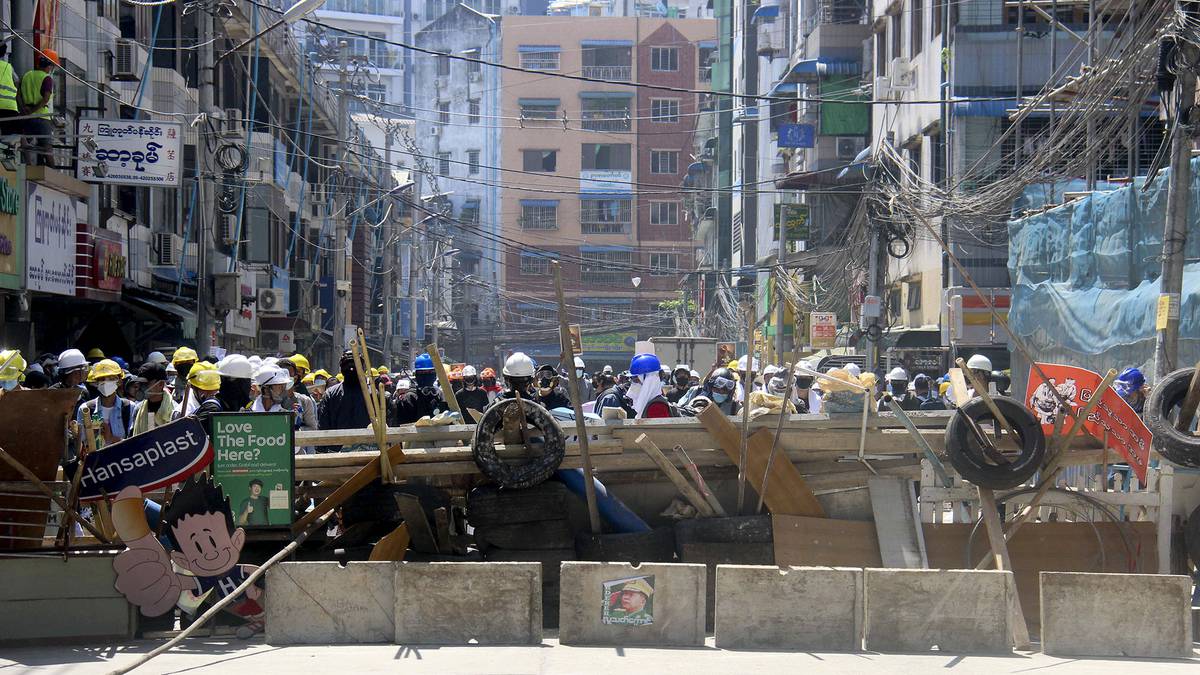 1 DE MAYO: ¡TODOS A LAS CALLES CONTRA EL CAPITALISMO!