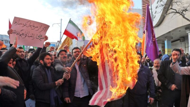 ¡Abajo la agresión imperialista contra Irán!